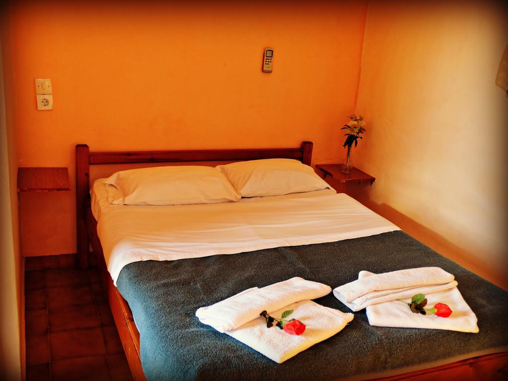 Akrotainaritis Rooms Yerolimin Pokój zdjęcie